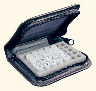 Apotheke: 35er Mini Apo - Die kleinste Taschenapotheke der Welt - schwarz