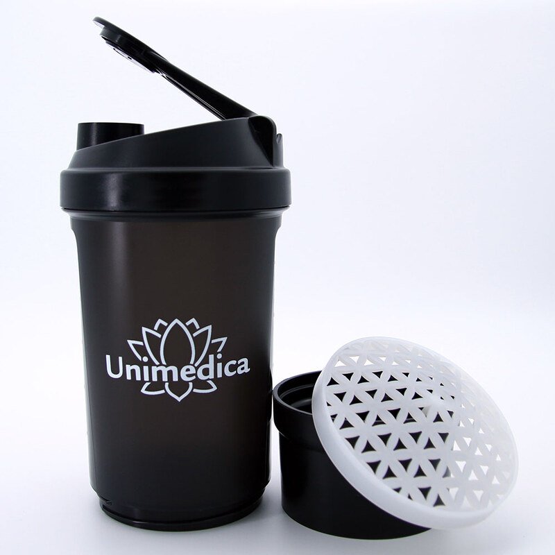 Sparset: ALLES IN EINEM Banane - All-in-One-Drink - Basis-Nährstoff-Komplex + Unimedica Protein Shaker - 500 ml - von Unimedica