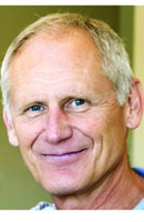 Porträt von George Jelinek