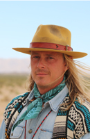 Porträt von Creek Stewart